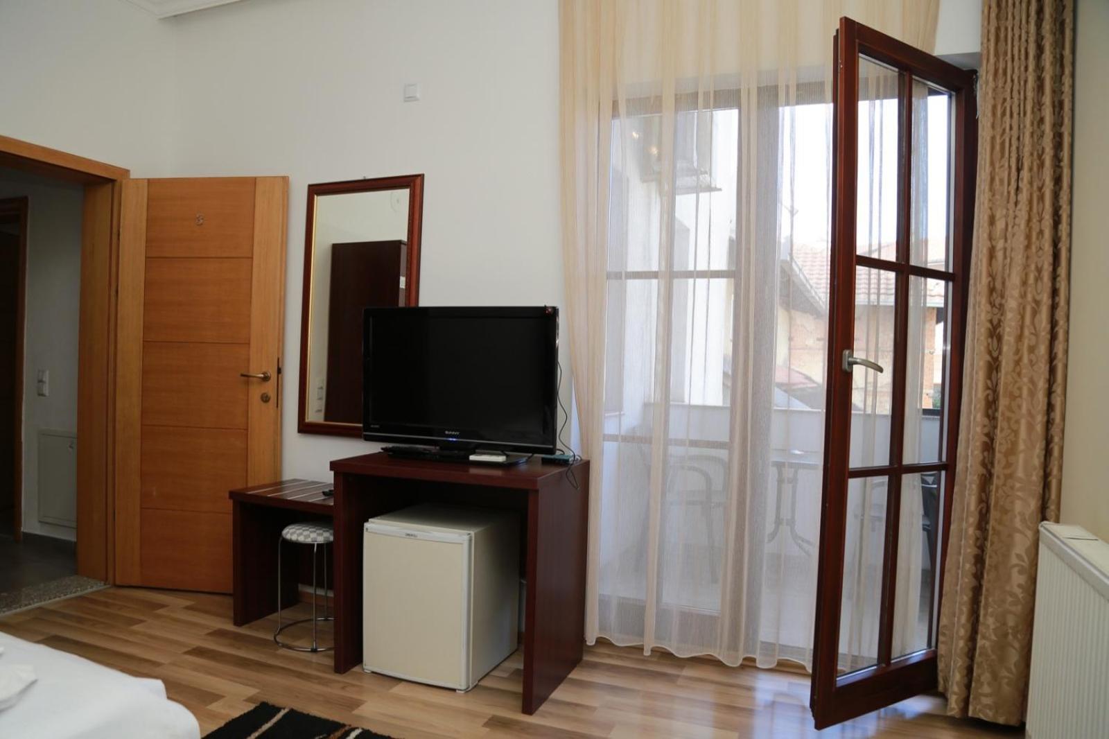 Hotel Venisi Prizren Bagian luar foto