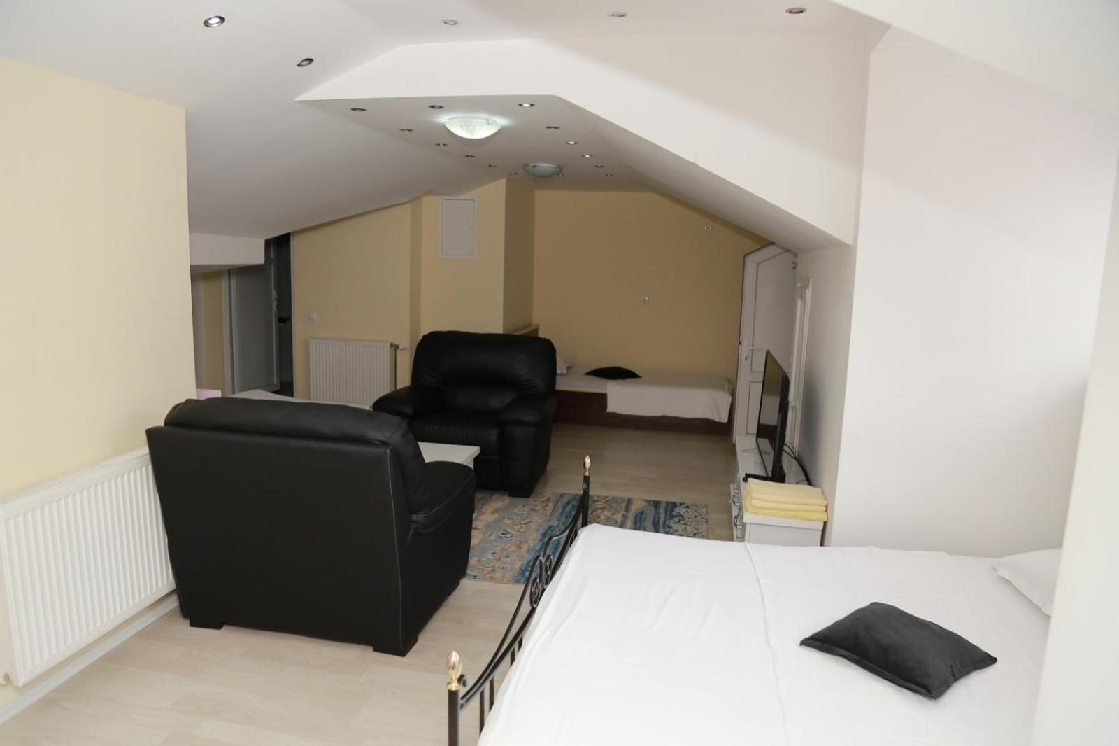 Hotel Venisi Prizren Bagian luar foto