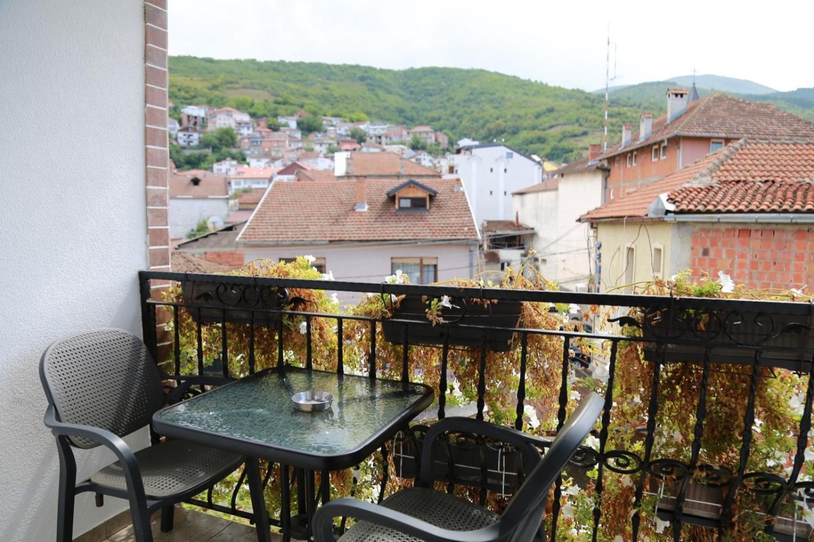 Hotel Venisi Prizren Bagian luar foto