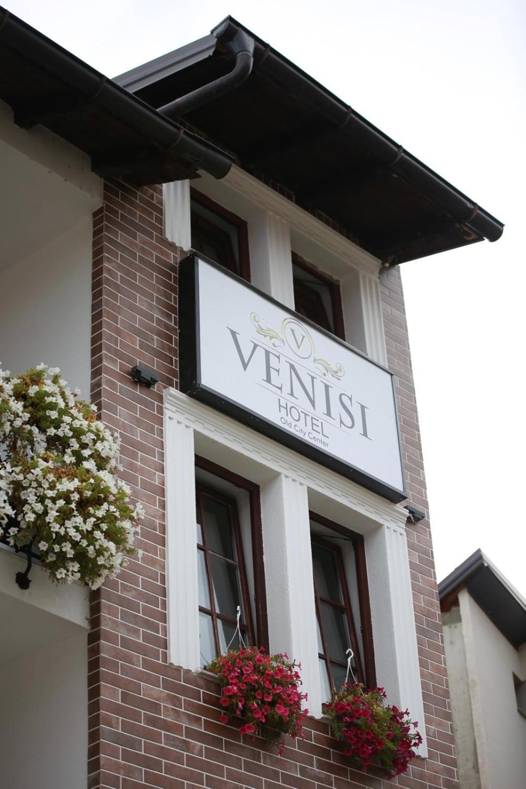 Hotel Venisi Prizren Bagian luar foto